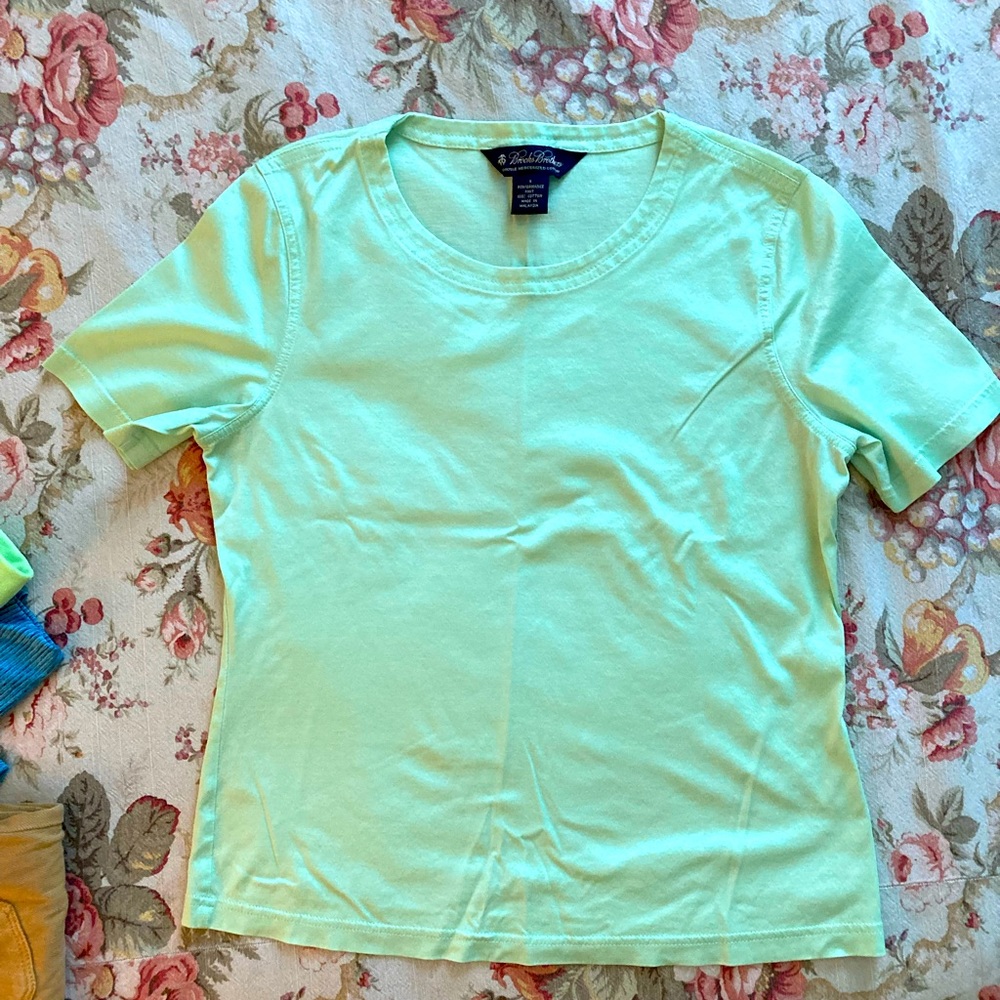 Brooks Bros pale mint green tee.